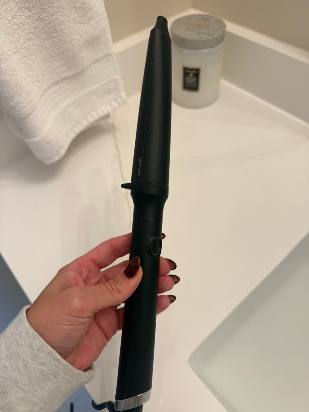 GHD Conical Curling Wand - Sleek Matte Finish